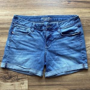 Arizona High Rise Shorts